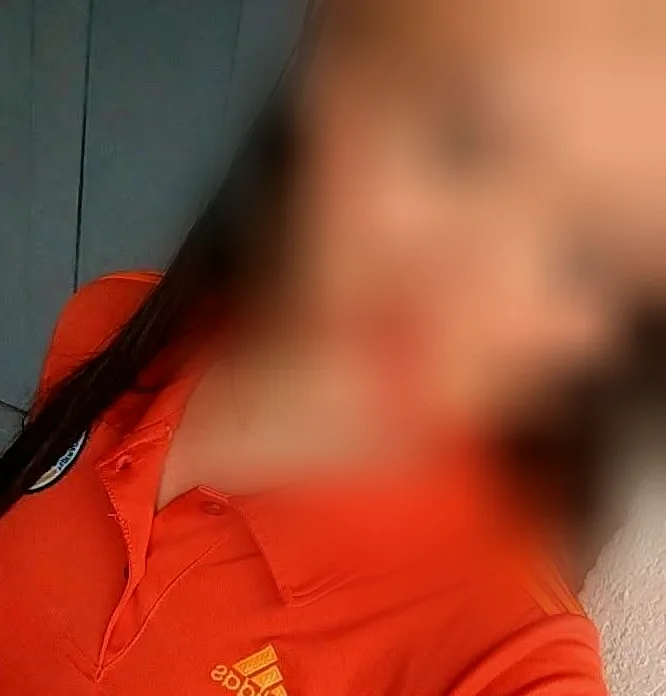 Nicole, 24